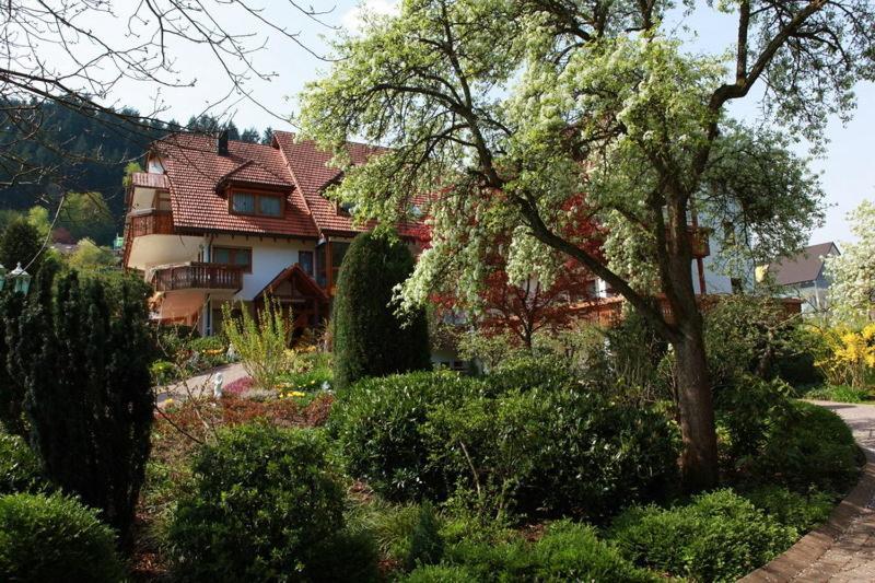 Hotel Garni Cafe Schacher Oberwolfach Buitenkant foto